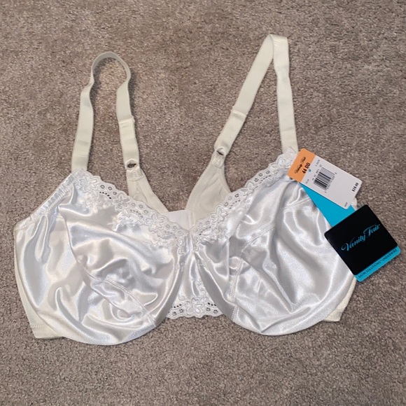 Vanity Fair Intimates & Sleepwear Nwt Vanity Fair White Satin